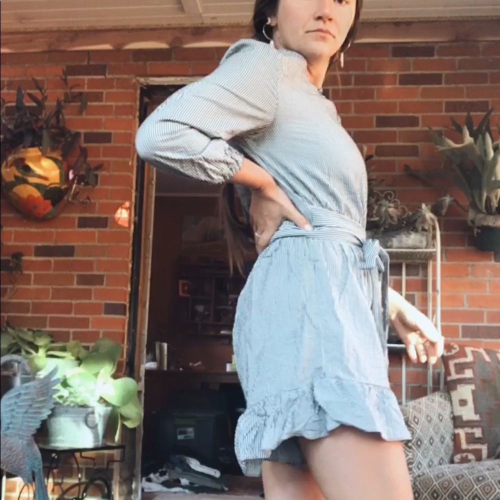 Striped ruffle romper! - Picture 3 of 9